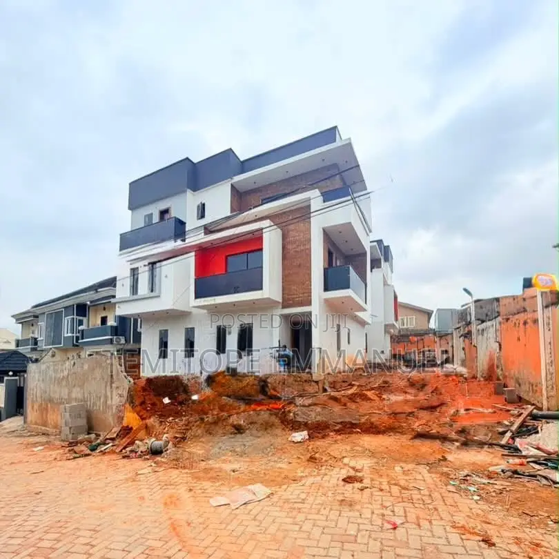 Furnished 5bdrm Duplex in GRA Phase 1 for sale in GRA Phase 1