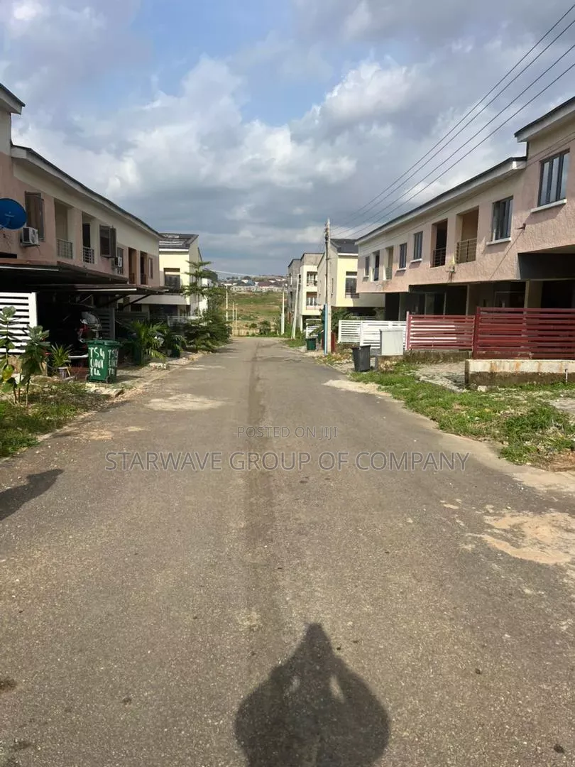 Furnished 3bdrm Townhouse/Terrace in Paradise Estate 2, Life Camp in Life Camp
