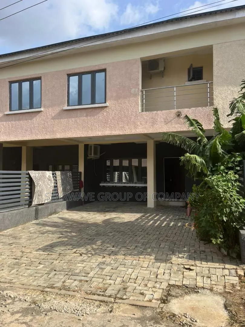 Furnished 3bdrm Townhouse/Terrace in Paradise Estate 2, Life Camp in Life Camp