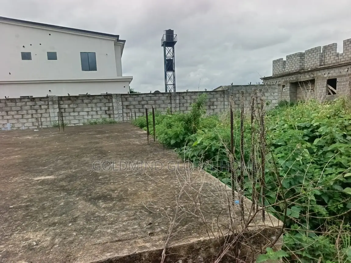 5bdrm Duplex in Lugbe District., FHA for sale in FHA