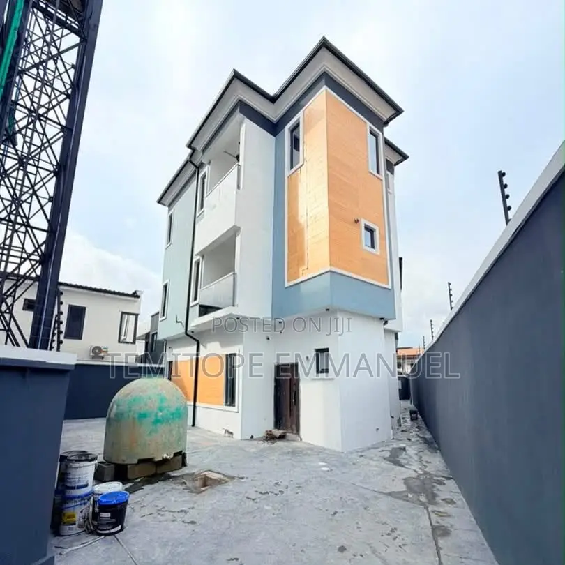 Furnished 4bdrm Duplex in Gbagada for sale in Gbagada