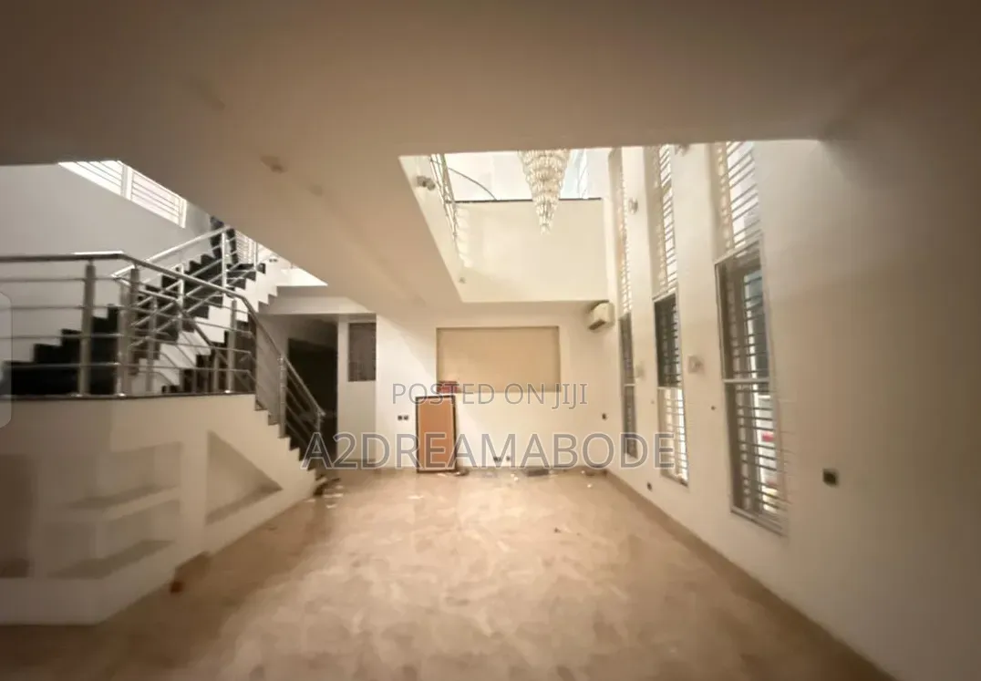 6bdrm Duplex in Ikeja Gra for rent in Ikeja GRA