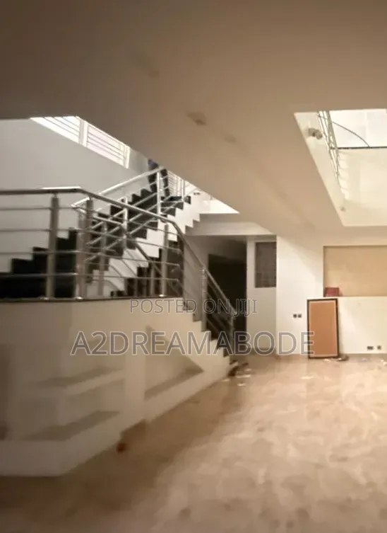 6bdrm Duplex in Ikeja Gra for rent in Ikeja GRA