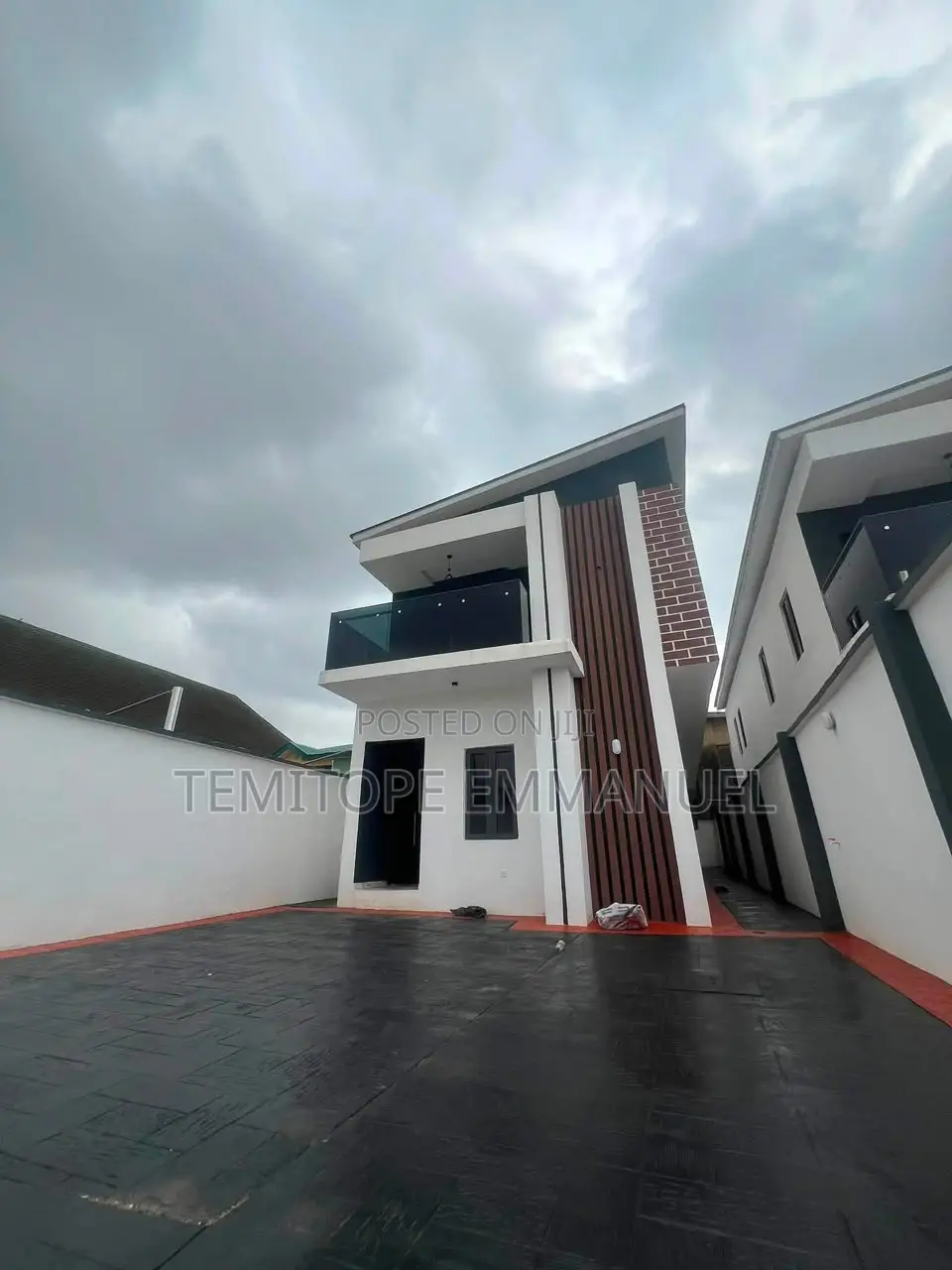 Furnished 4bdrm Duplex in Alimosho for sale in Alimosho