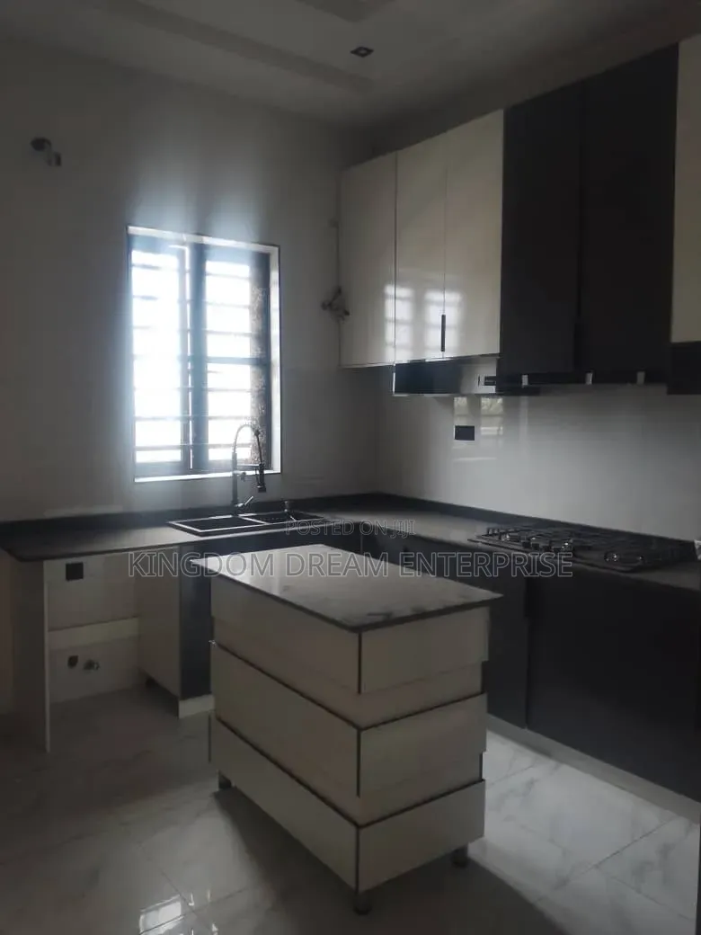 Mini Flat in Magboro, Berger for rent in Berger