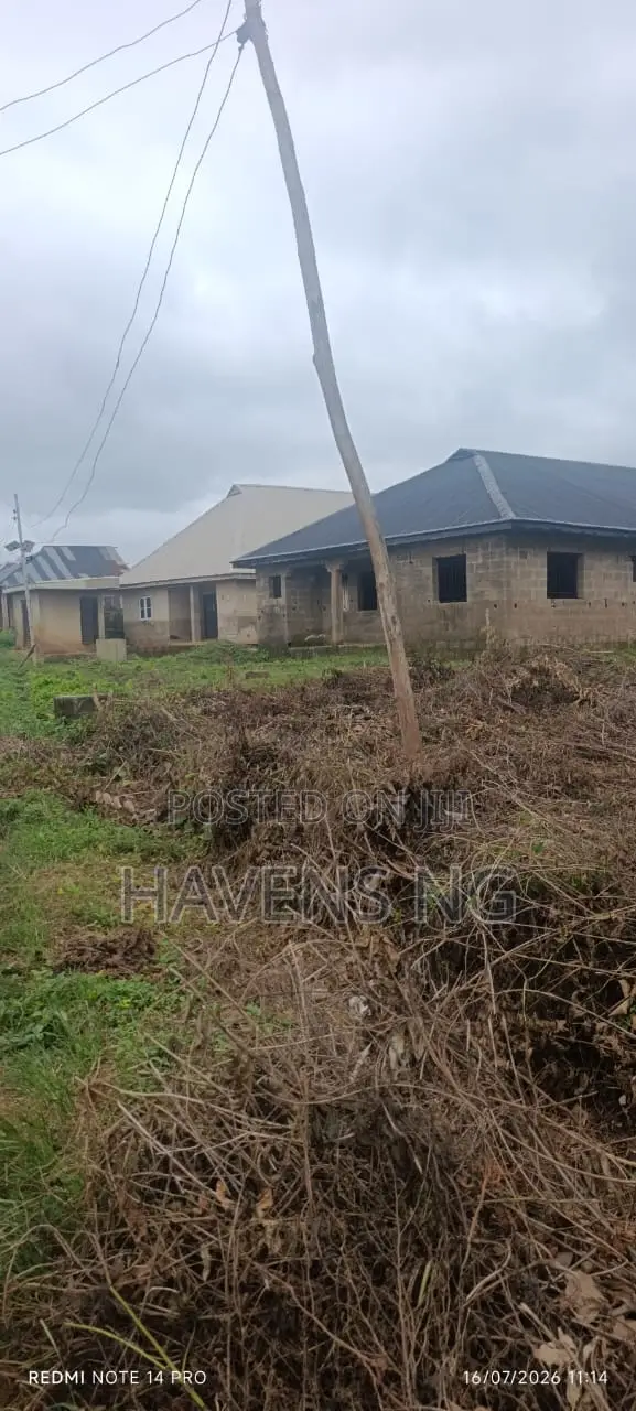 Land for Sale in Ologuneru