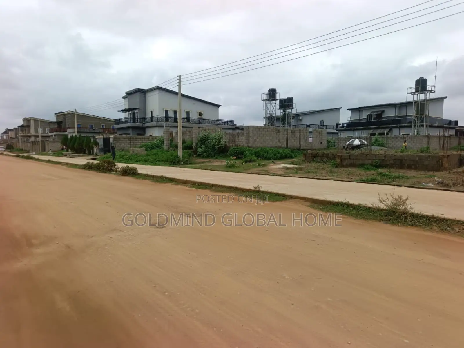 3bdrm Bungalow in Goldmind, Sabon Lugbe for sale in Sabon Lugbe