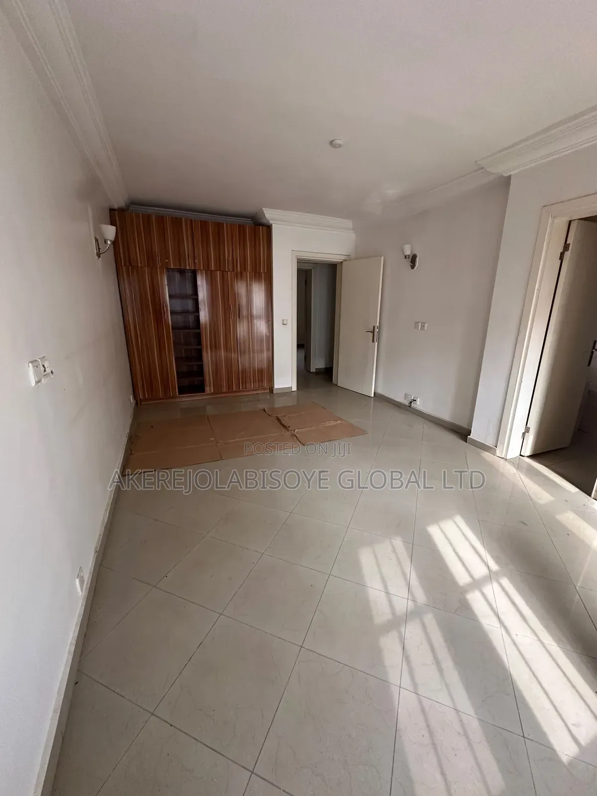 4bdrm Duplex in In An Estate Godab for rent in Life Camp