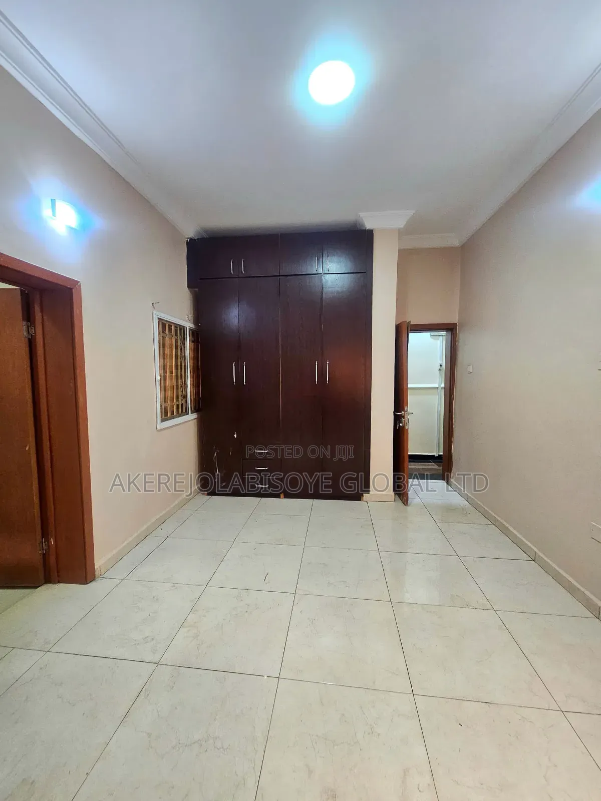 3bdrm Block of Flats in Utako Abuja for rent in Utako