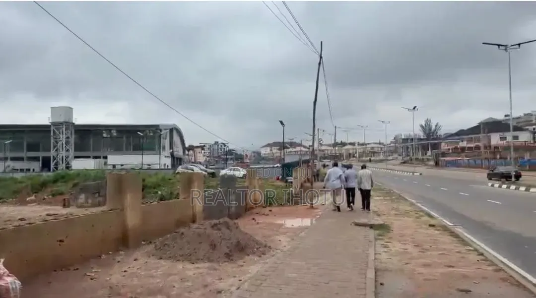 10900sqm, Commercial, FCDA C of O, Tarred Road in Mabushi