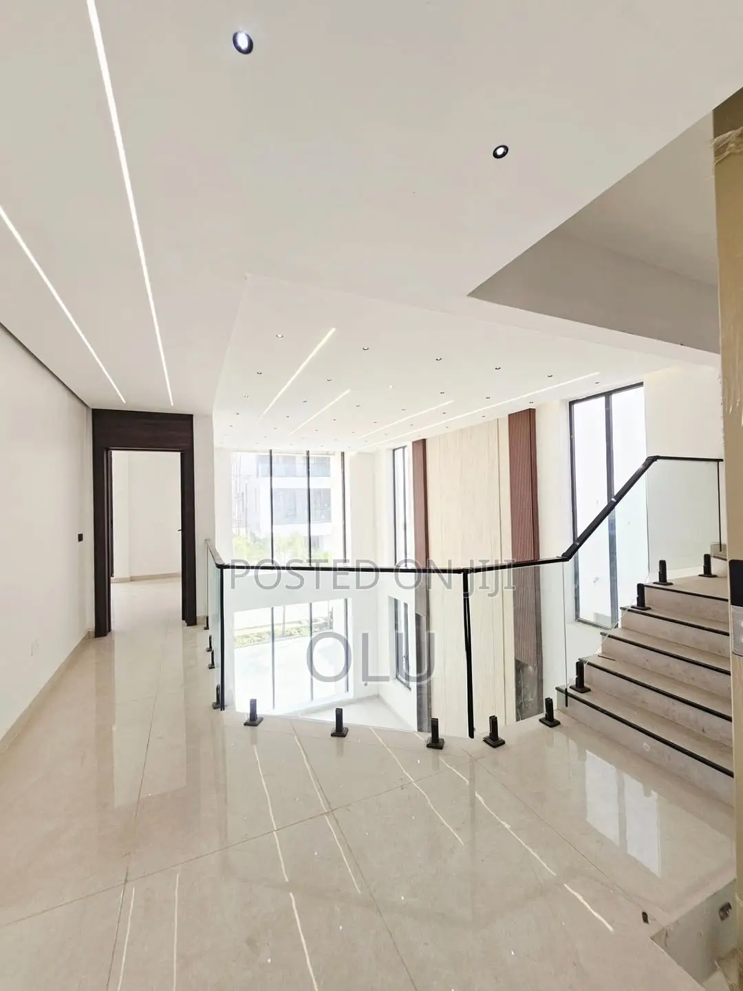 Furnished 6bdrm Duplex in Lekki Ph1 for sale in Lekki Phase 1