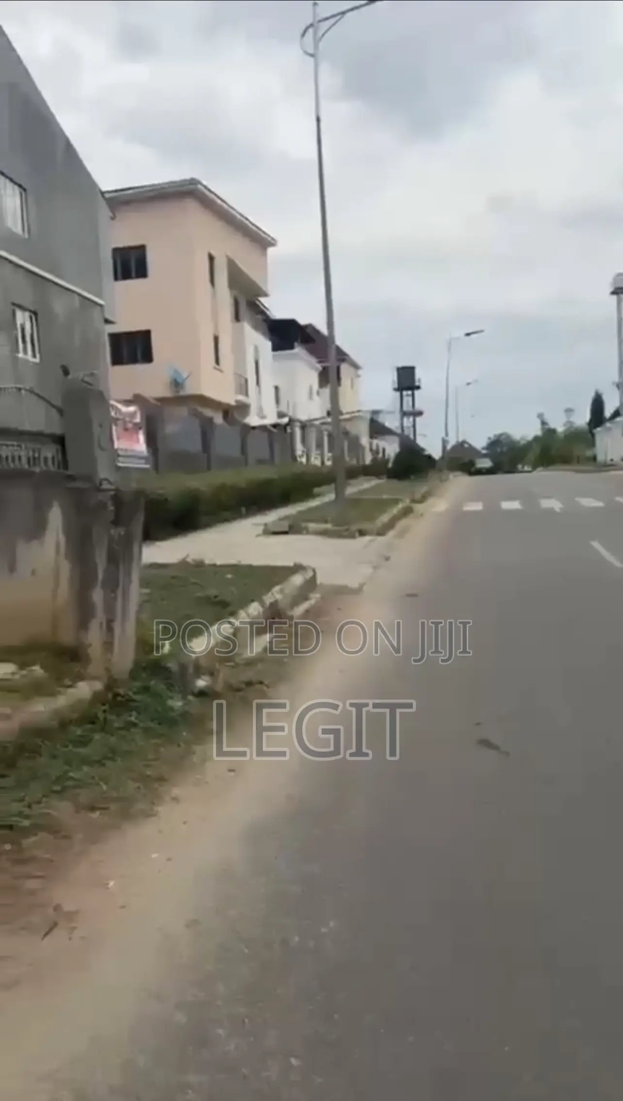 1,500sqm Residential Land With C of O in Guzape District