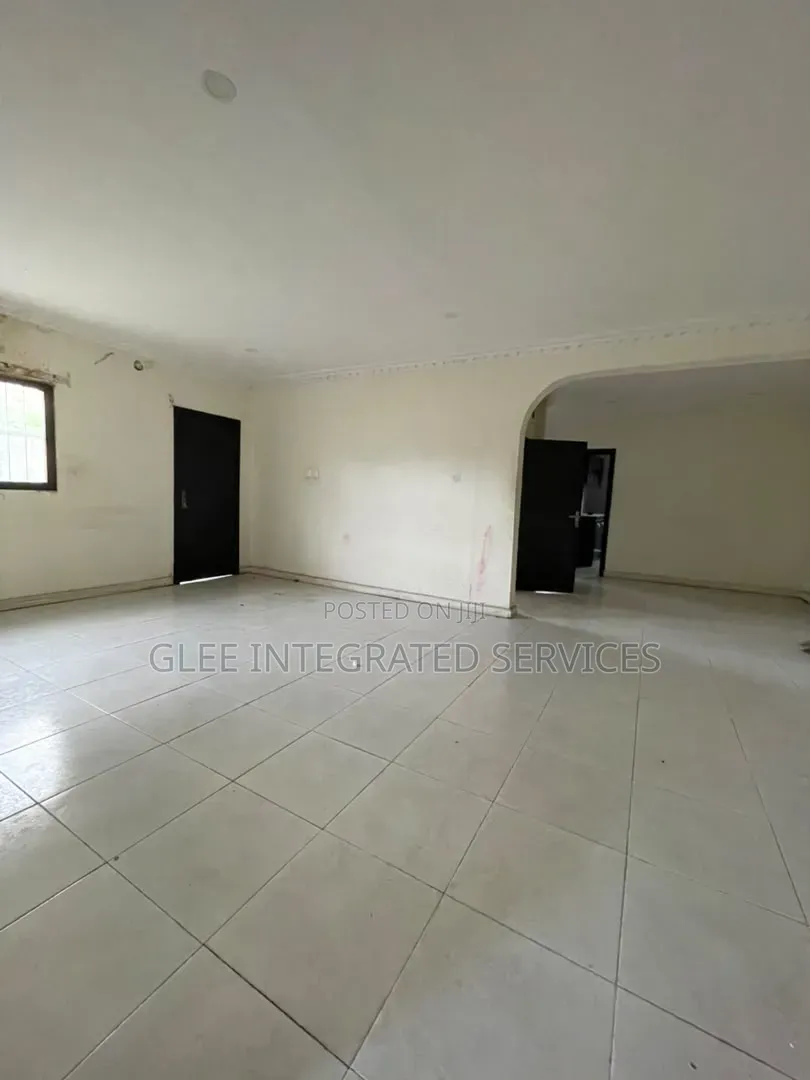 4bdrm Duplex in Dolphin Estate for rent in Dolphin Estate