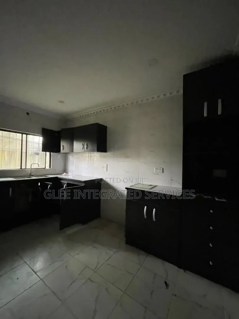 4bdrm Duplex in Dolphin Estate for rent in Dolphin Estate