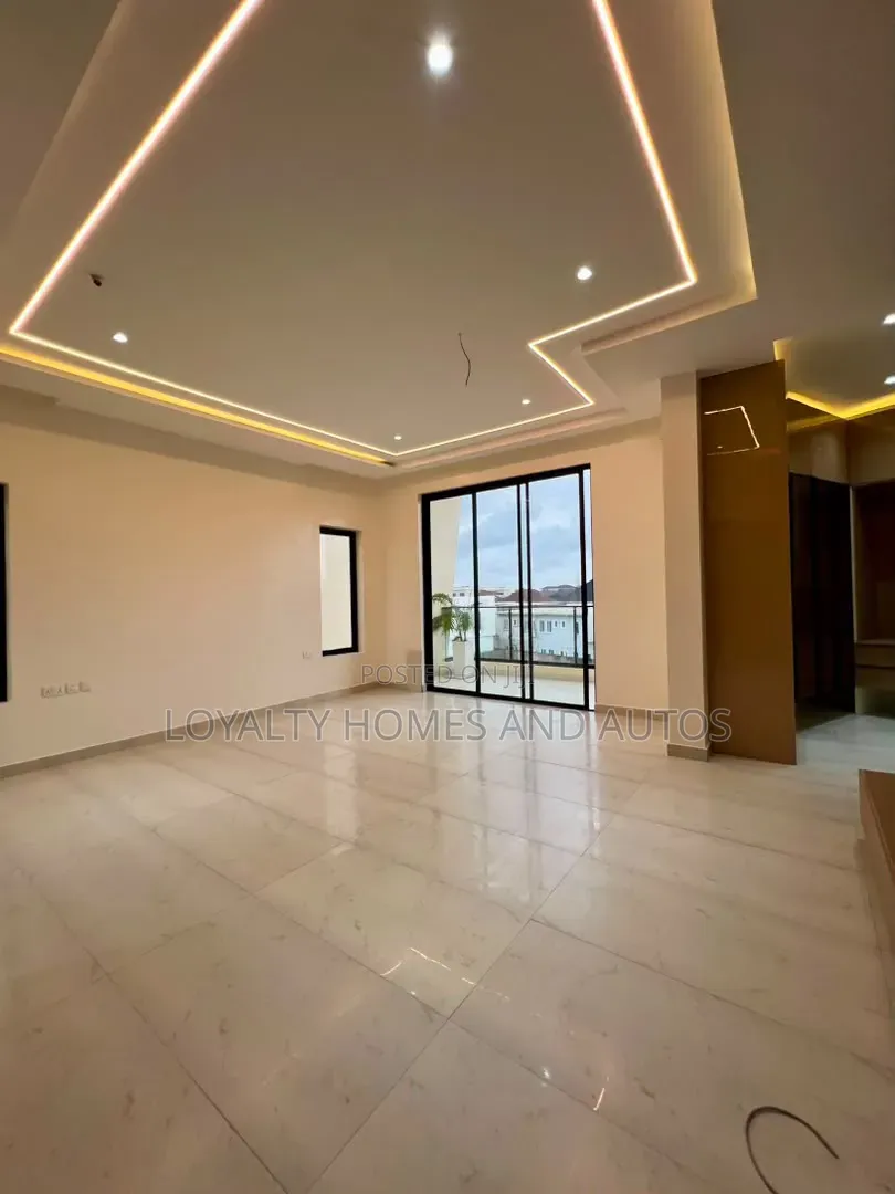 6bdrm House in Banana Island for sale in Banana Island