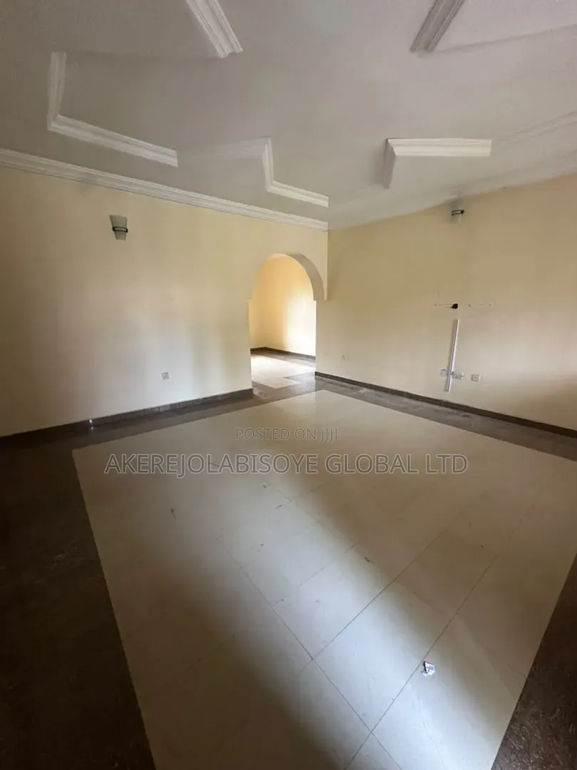 2bdrm Apartment in Jabi Abuja for rent in Jabi