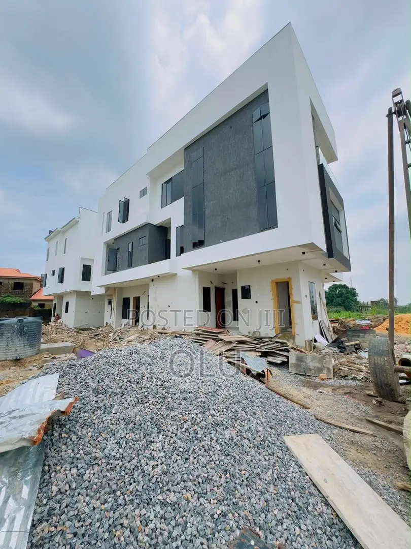 Furnished 4bdrm Duplex in Opebi Ikeja for sale in Opebi