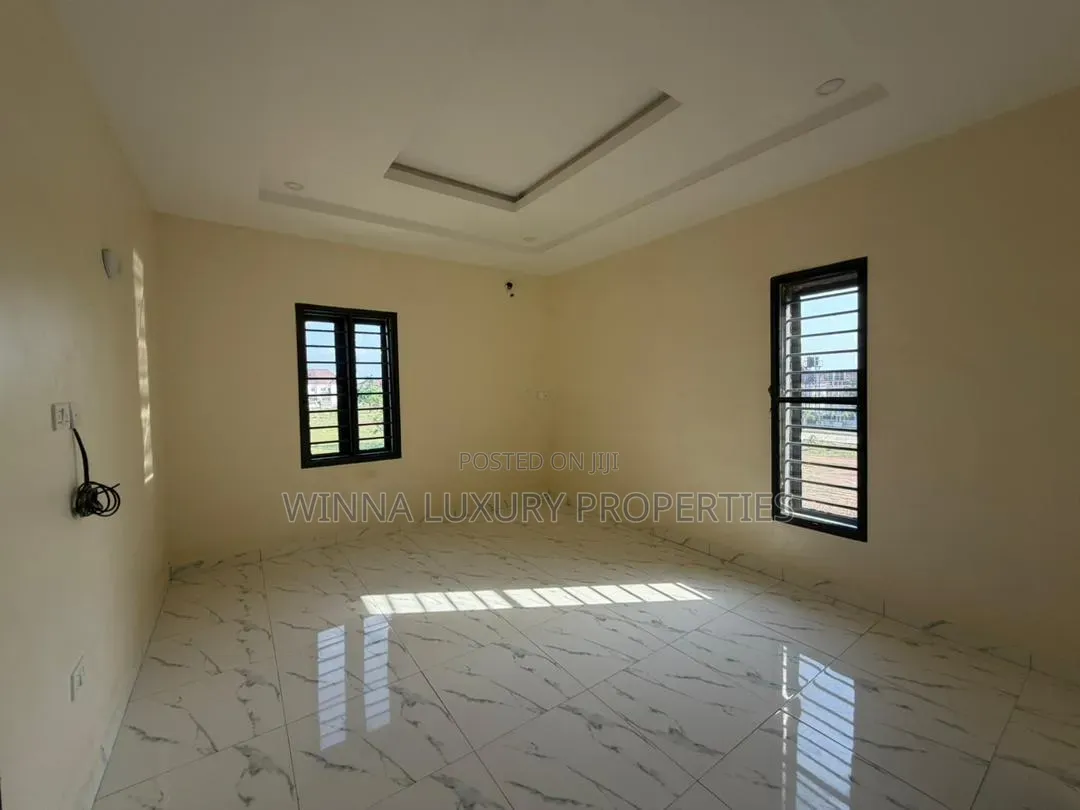3bdrm Apartment in River Park Estate, Lugbe District for rent in Lugbe District