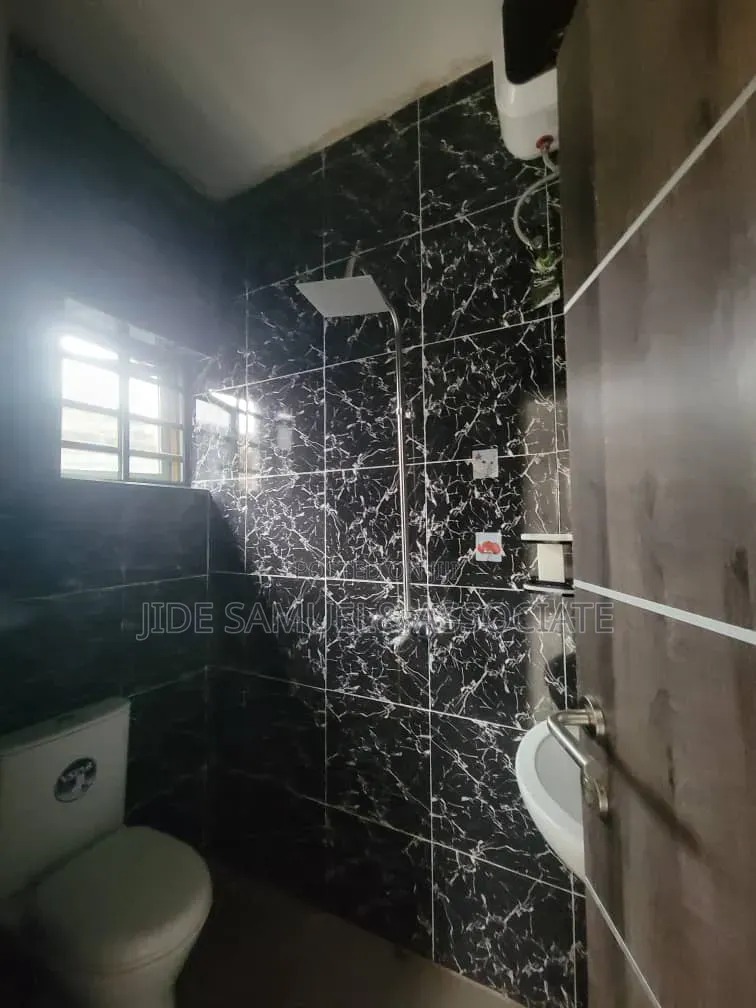 Furnished 2bdrm Block of Flats in Ayobo for rent in Ayobo