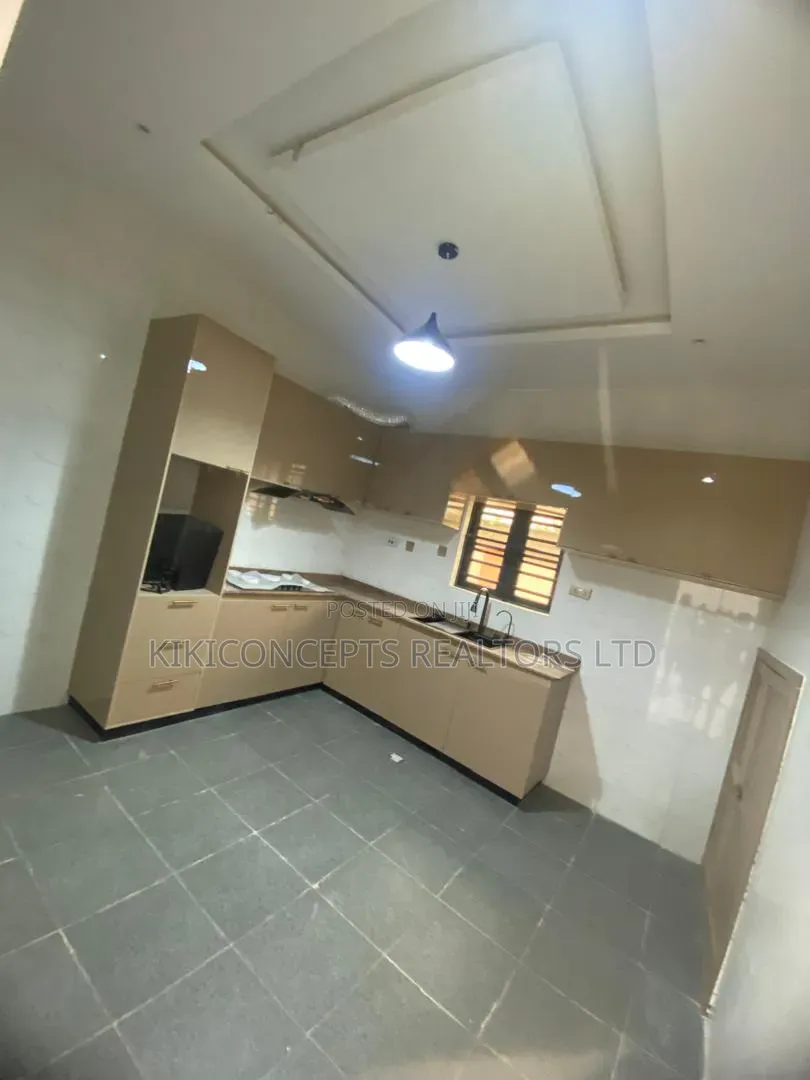 4bdrm Duplex in Okebadan Estate, Ibadan for sale in Ibadan