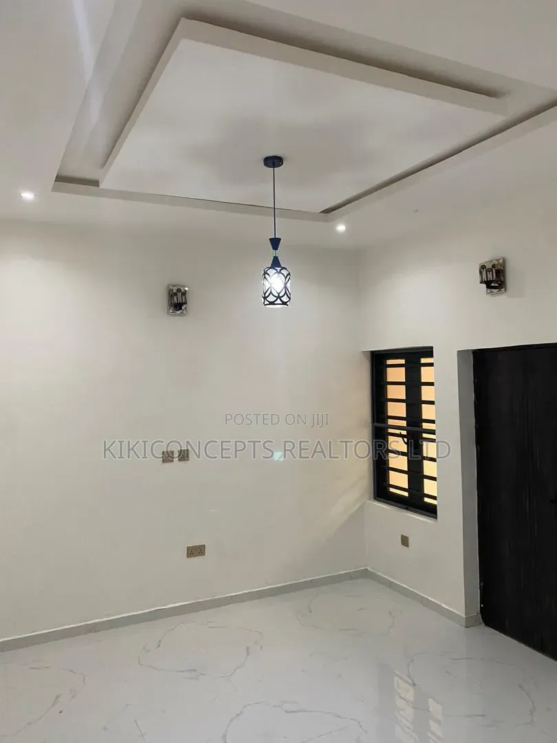 4bdrm Duplex in Okebadan Estate, Ibadan for sale in Ibadan