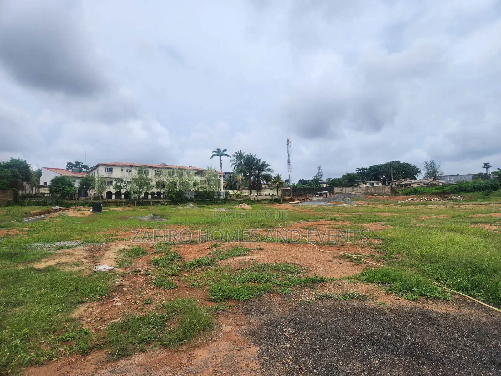 1000m2 500m2 Luxury Land in Iyaganku GRA, for Sale in Iyanganku