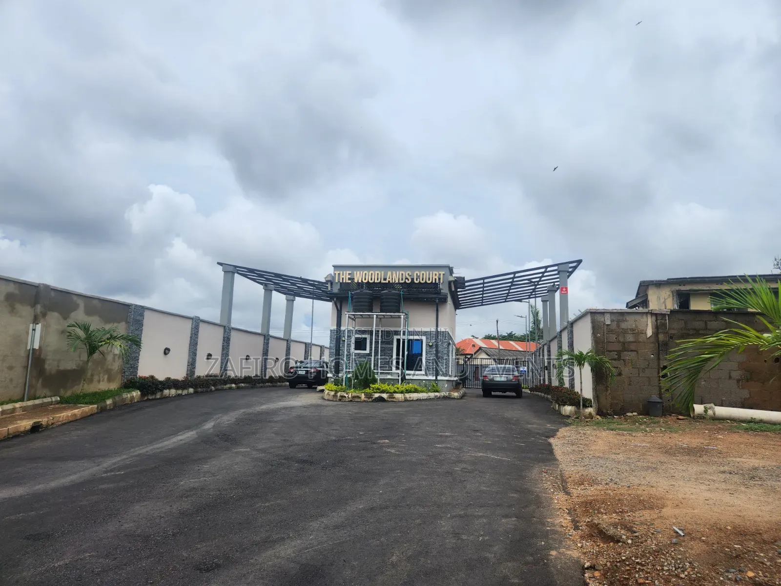 1000m2 500m2 Luxury Land in Iyaganku GRA, for Sale in Iyanganku