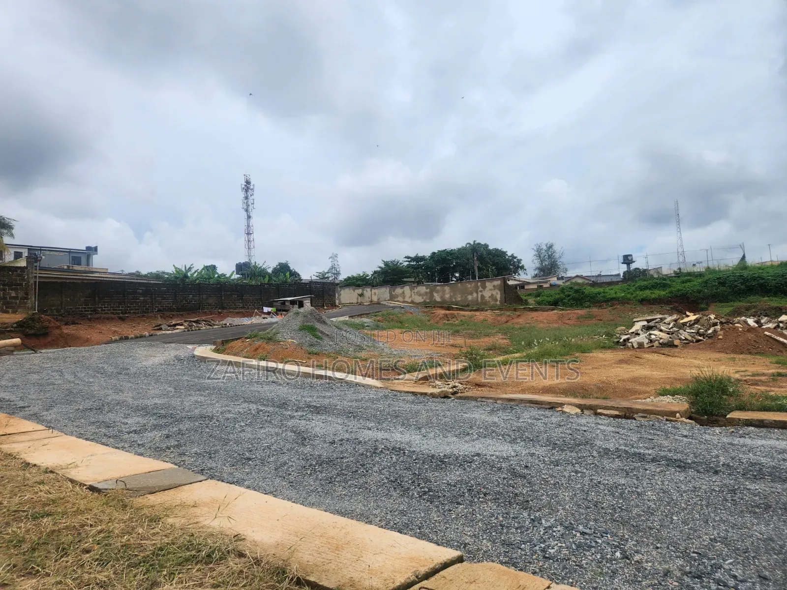 1000m2 500m2 Luxury Land in Iyaganku GRA, for Sale in Iyanganku