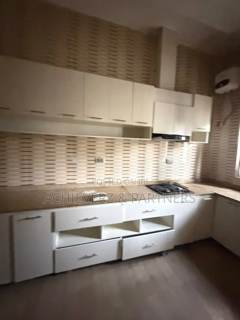 5bdrm Duplex in Guzape District for rent in Guzape District