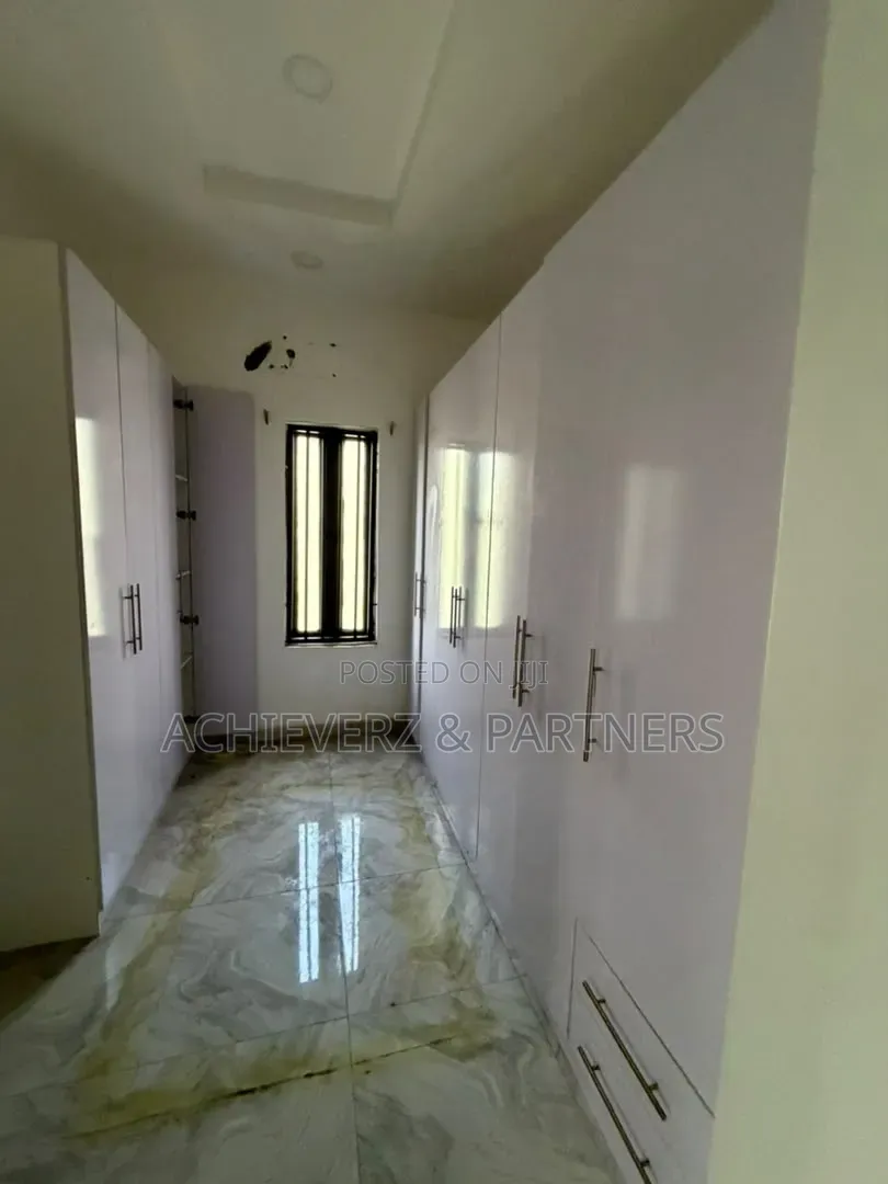 5bdrm Duplex in Guzape District for rent in Guzape District