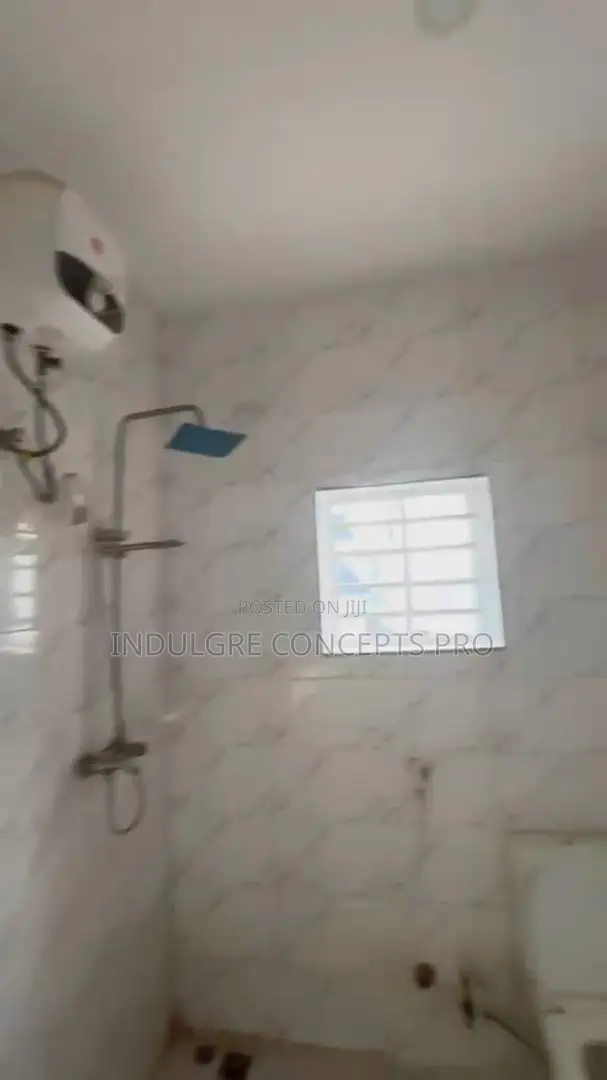 4bdrm Duplex in Pheight, Lugbe District for rent in Lugbe District