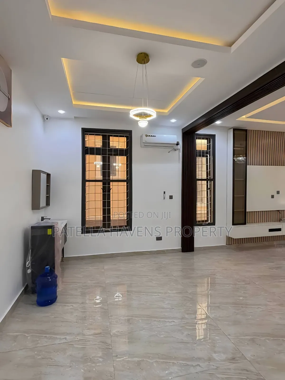 4bdrm Duplex in Apo Resettlement for sale in Apo Resettlement