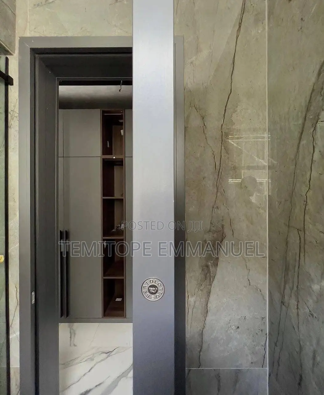 Furnished 4bdrm Duplex in Victoria Island for sale in Victoria Island