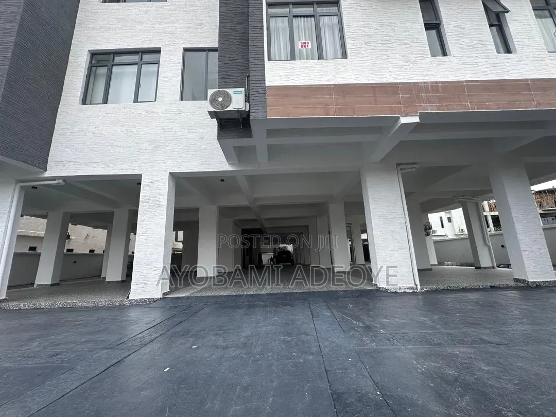 2bdrm Apartment in Seagate Estate Ikate for sale in Ikate
