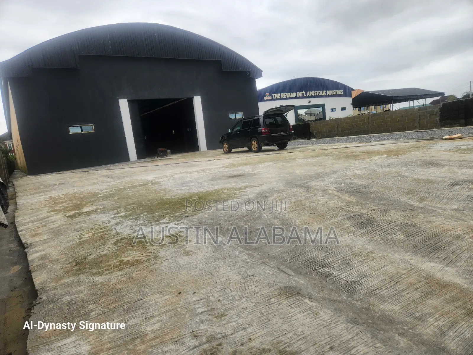**For SALE – Prime Commercial Warehouse, Lekki-Epe Expressway in Igando-Oloja