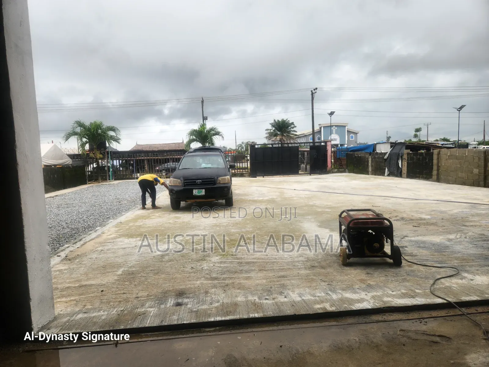 **For SALE – Prime Commercial Warehouse, Lekki-Epe Expressway in Igando-Oloja