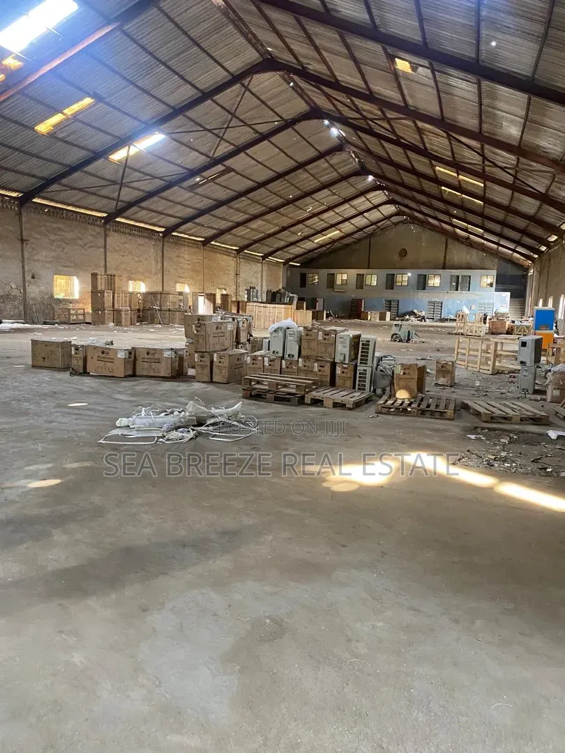 Massive Warehouse for Sale in Oke-Afa