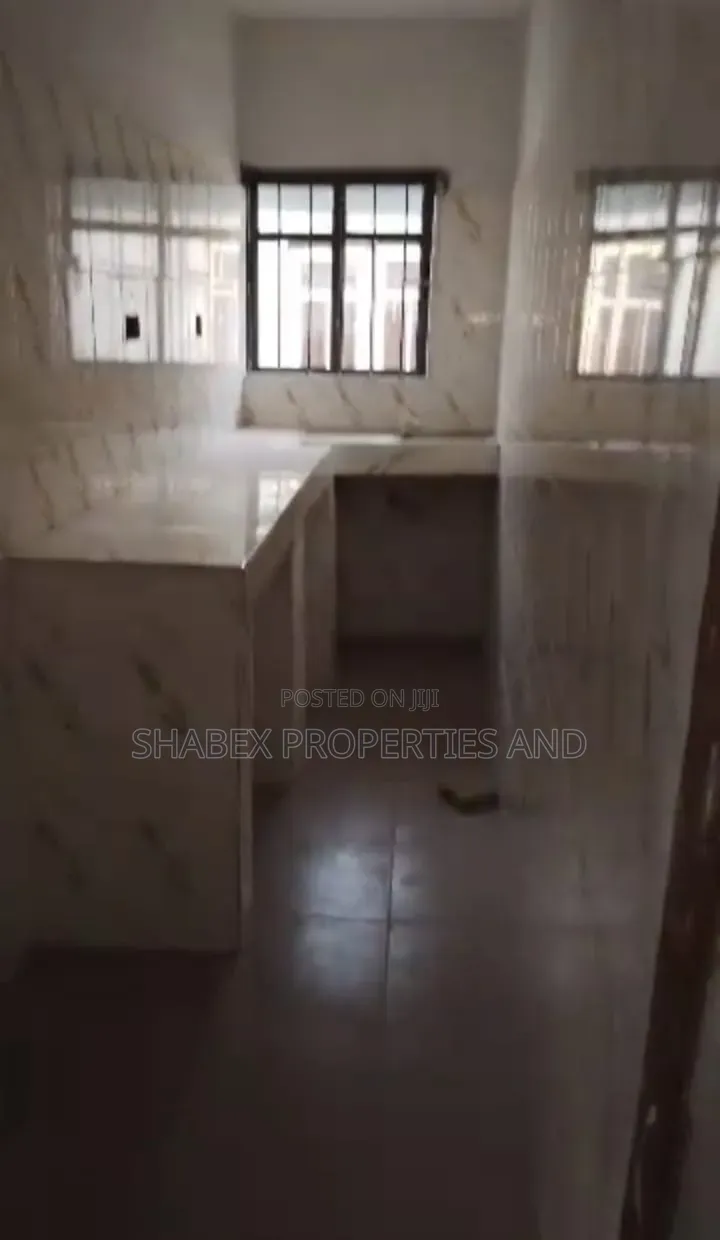 1bdrm Apartment in Epe for rent in Epe