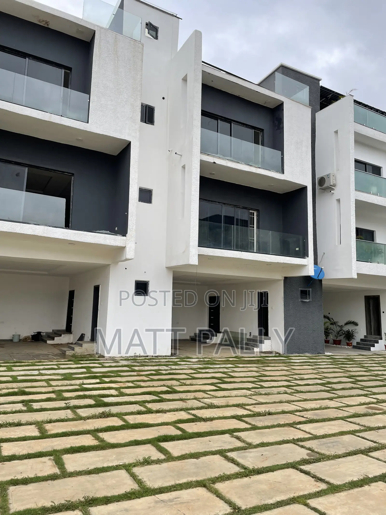 3bdrm Duplex in Mabushi for sale in Mabushi