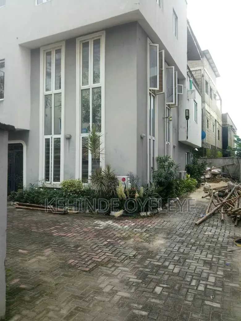 4bdrm House in Ilasan Estate for rent in Ilasan