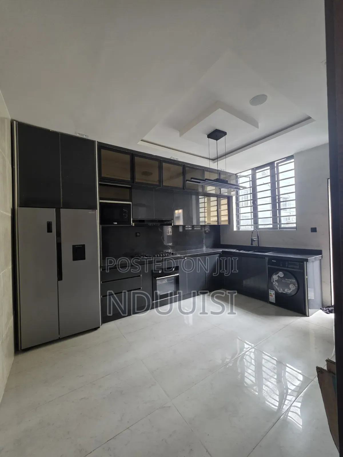 5bdrm Duplex in Lekki Phase 1 for sale in Lekki Phase 1