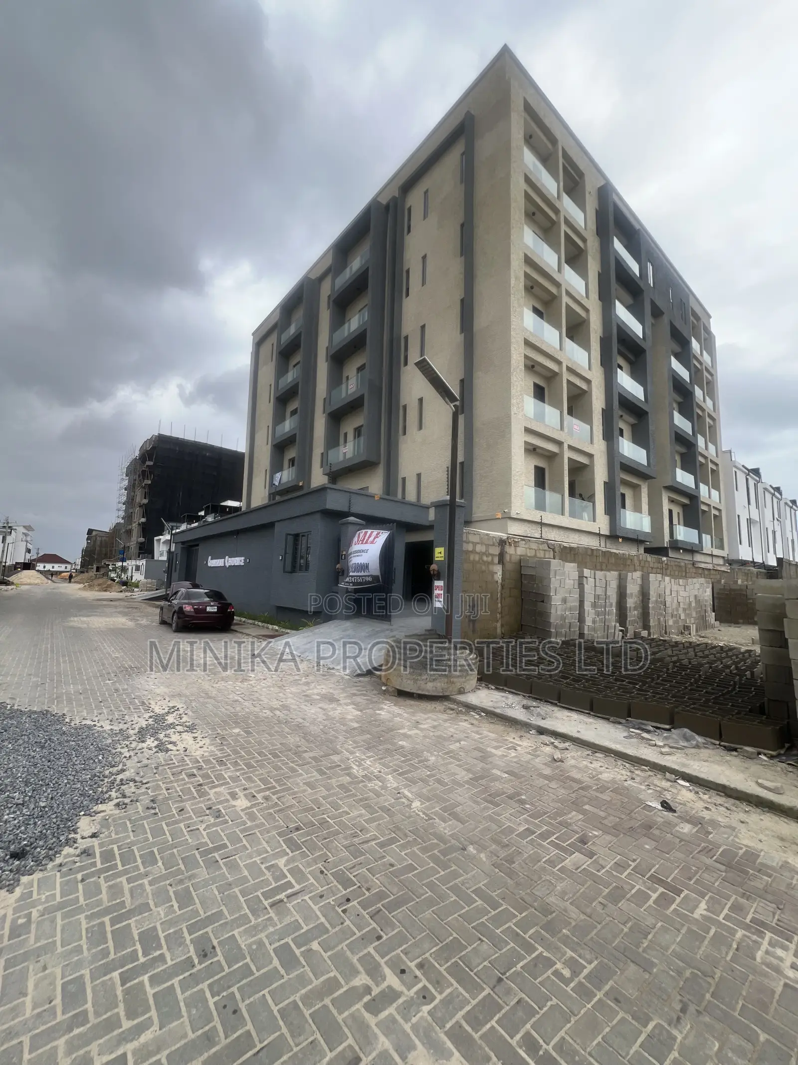 2bdrm Apartment in Phase 1 for sale in Lekki Phase 1