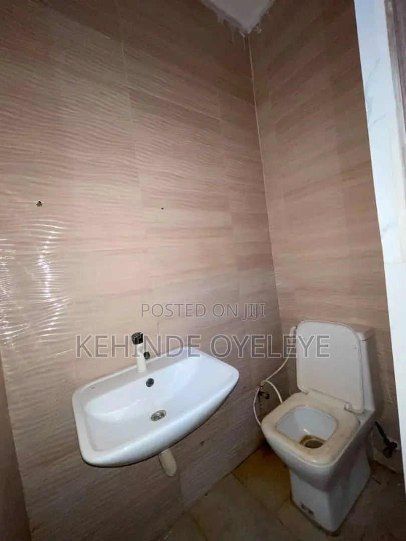 1bdrm House in Chevron for rent in Chevron