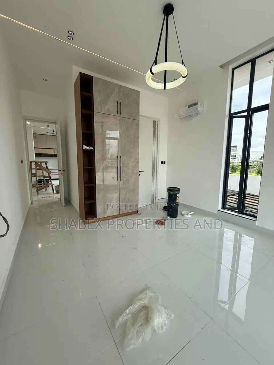 Furnished 6bdrm Duplex in Osapa london for sale in Osapa london