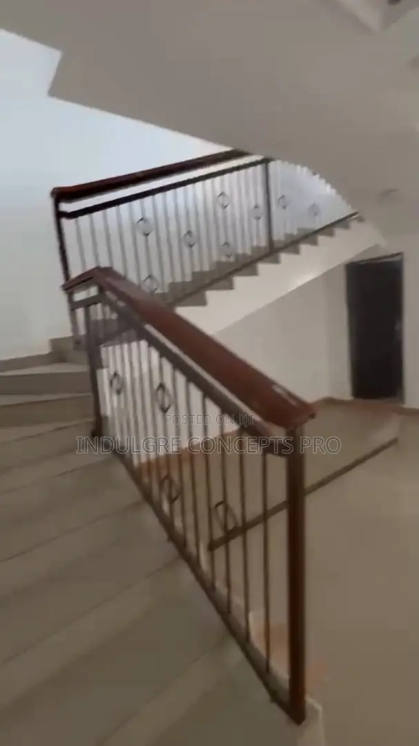 4bdrm Duplex in Pheight Estate, Lugbe District for rent in Lugbe District