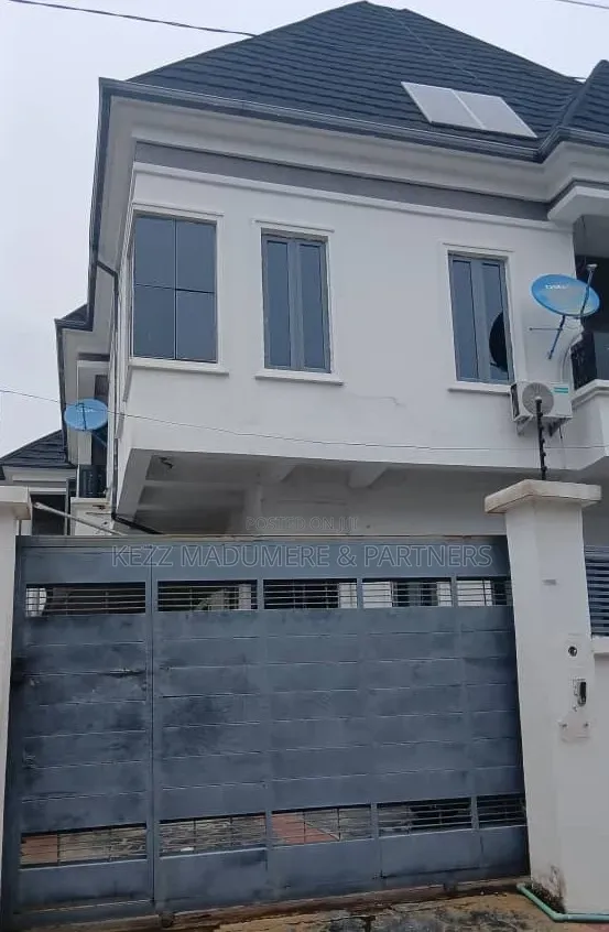 4bdrm Duplex in Tulip Haven Est for sale in Chevron