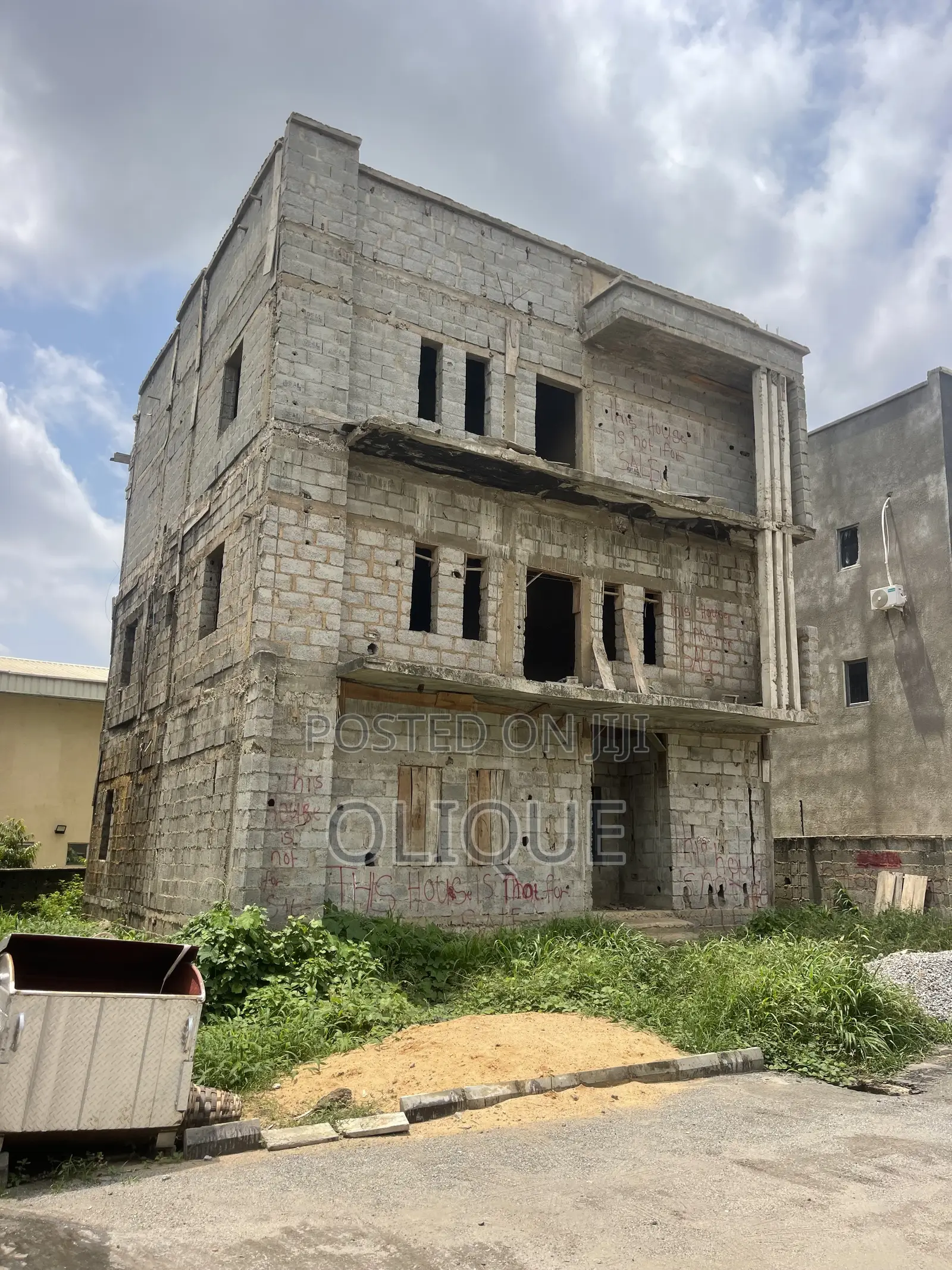6bdrm Duplex in Dawaki for sale in Dawaki