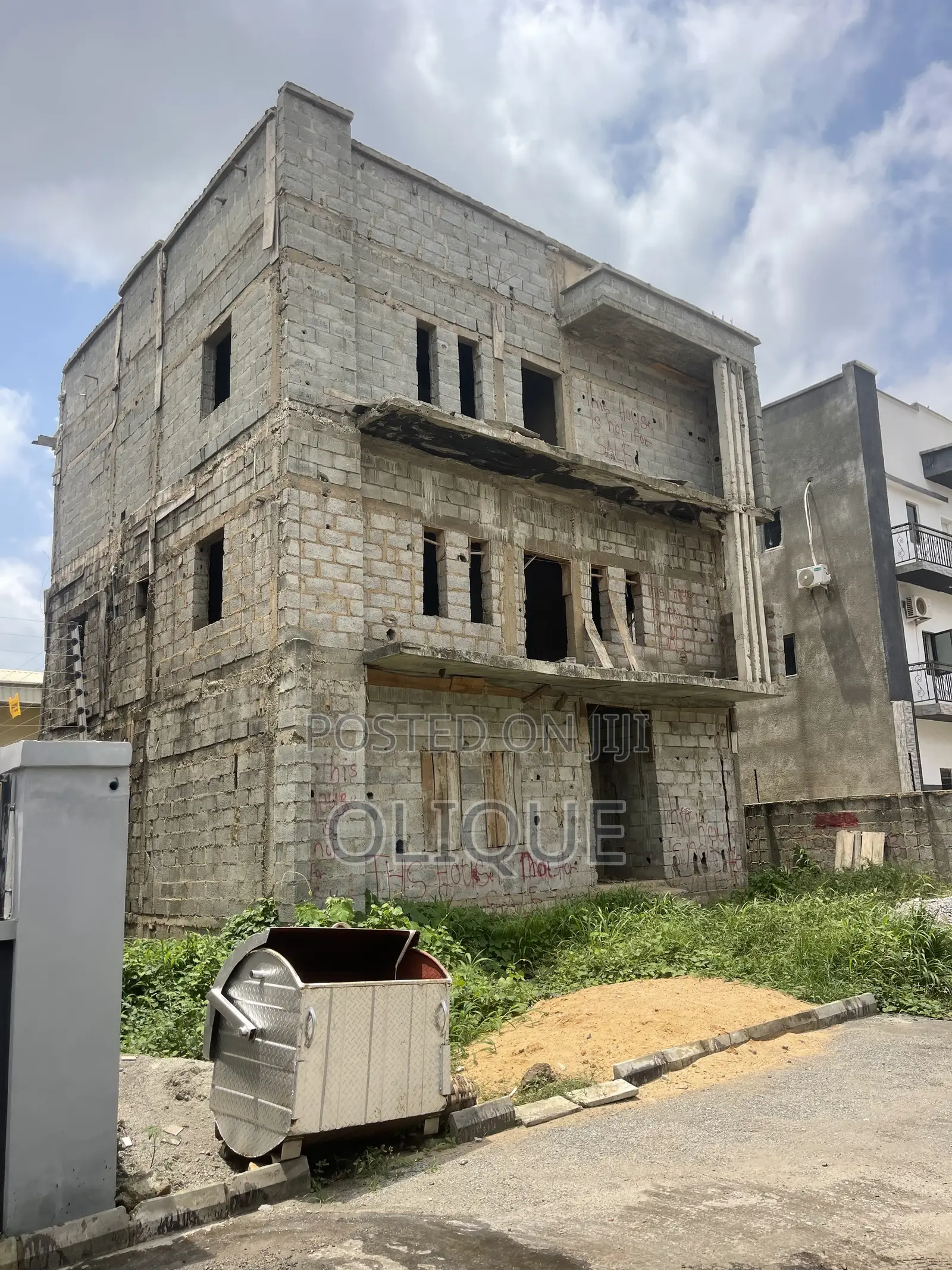 6bdrm Duplex in Dawaki for sale in Dawaki