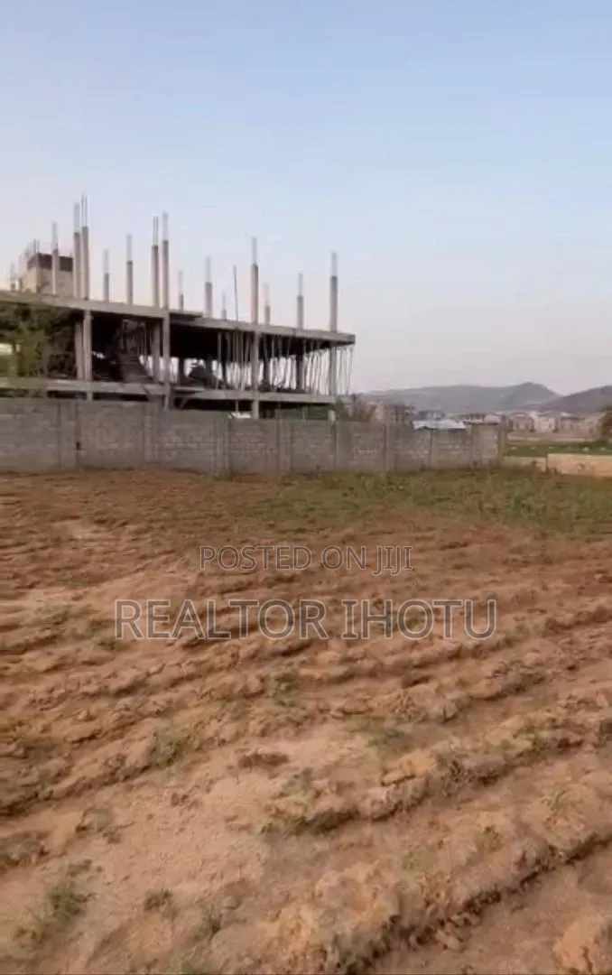 700sqm, Residential, FCDA C of O and Tarred Road in Katampe (Main)