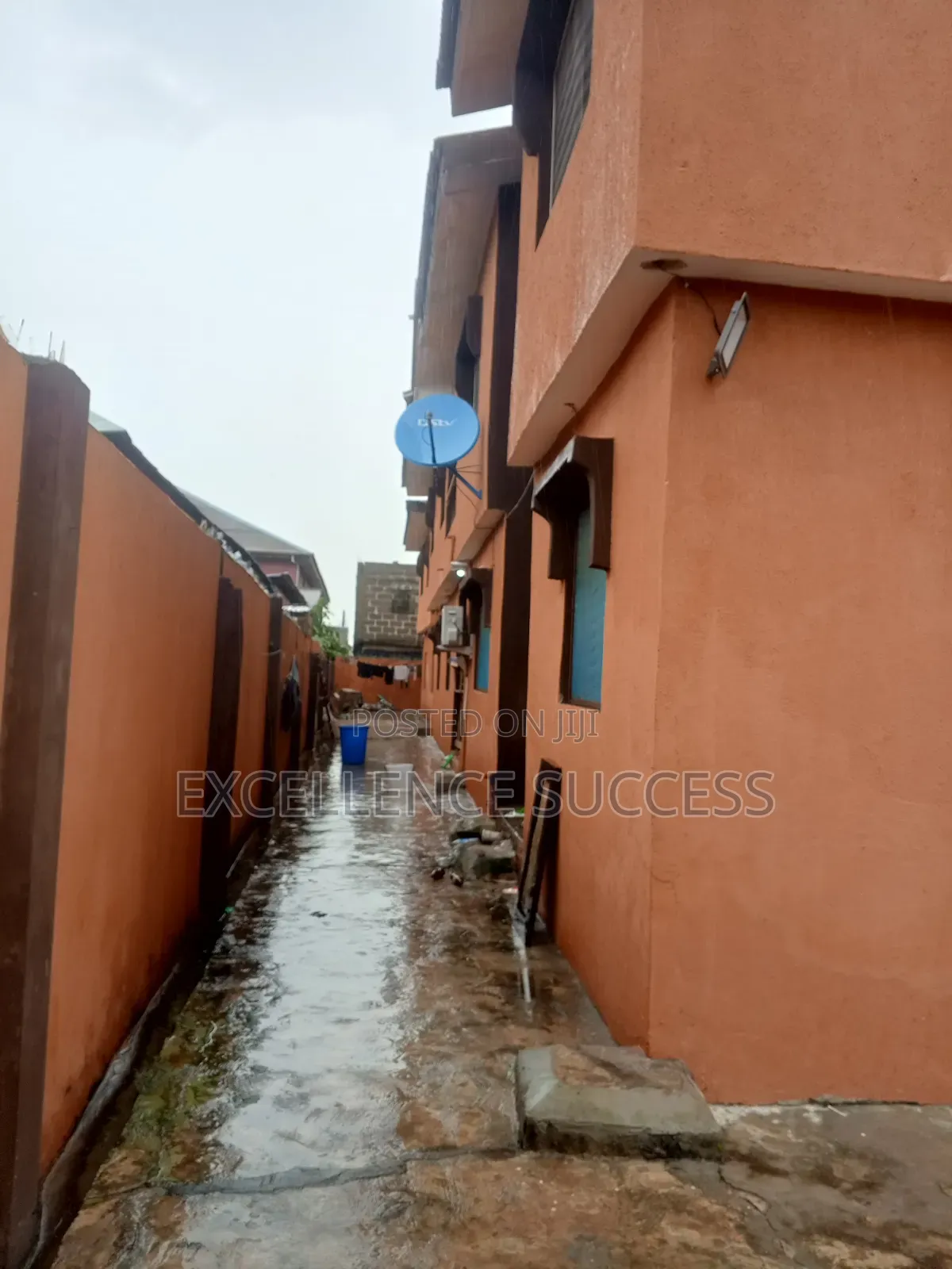 3bdrm Block of Flats in Excellence Success, Abaranje for sale in Abaranje
